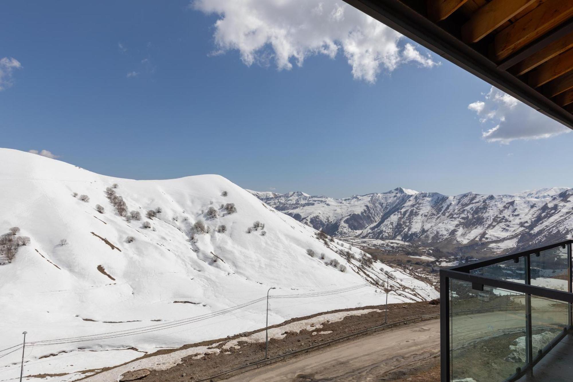 Four Seasons - New Gudauri Aparthotel Eksteriør bilde