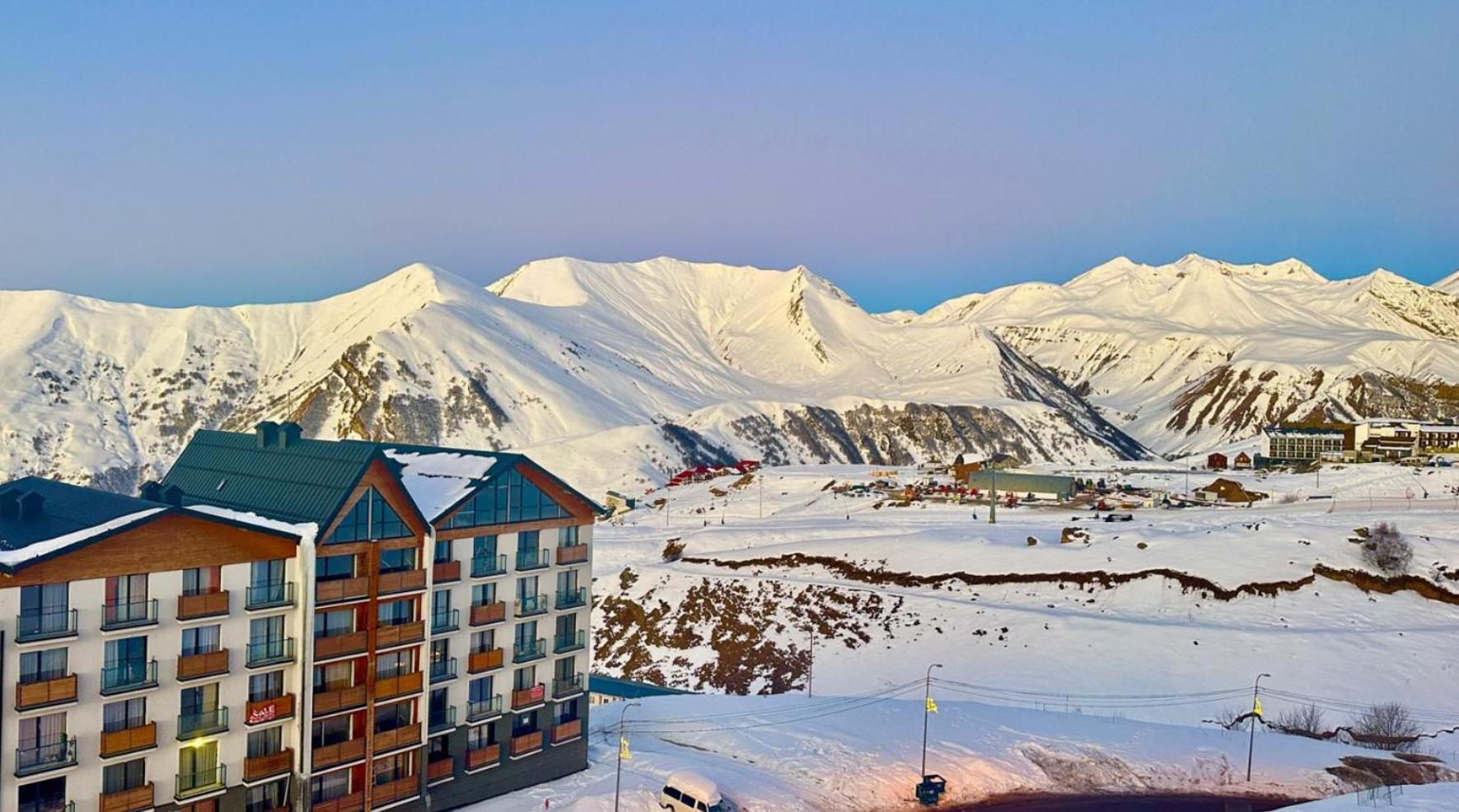 Four Seasons - New Gudauri Aparthotel Eksteriør bilde